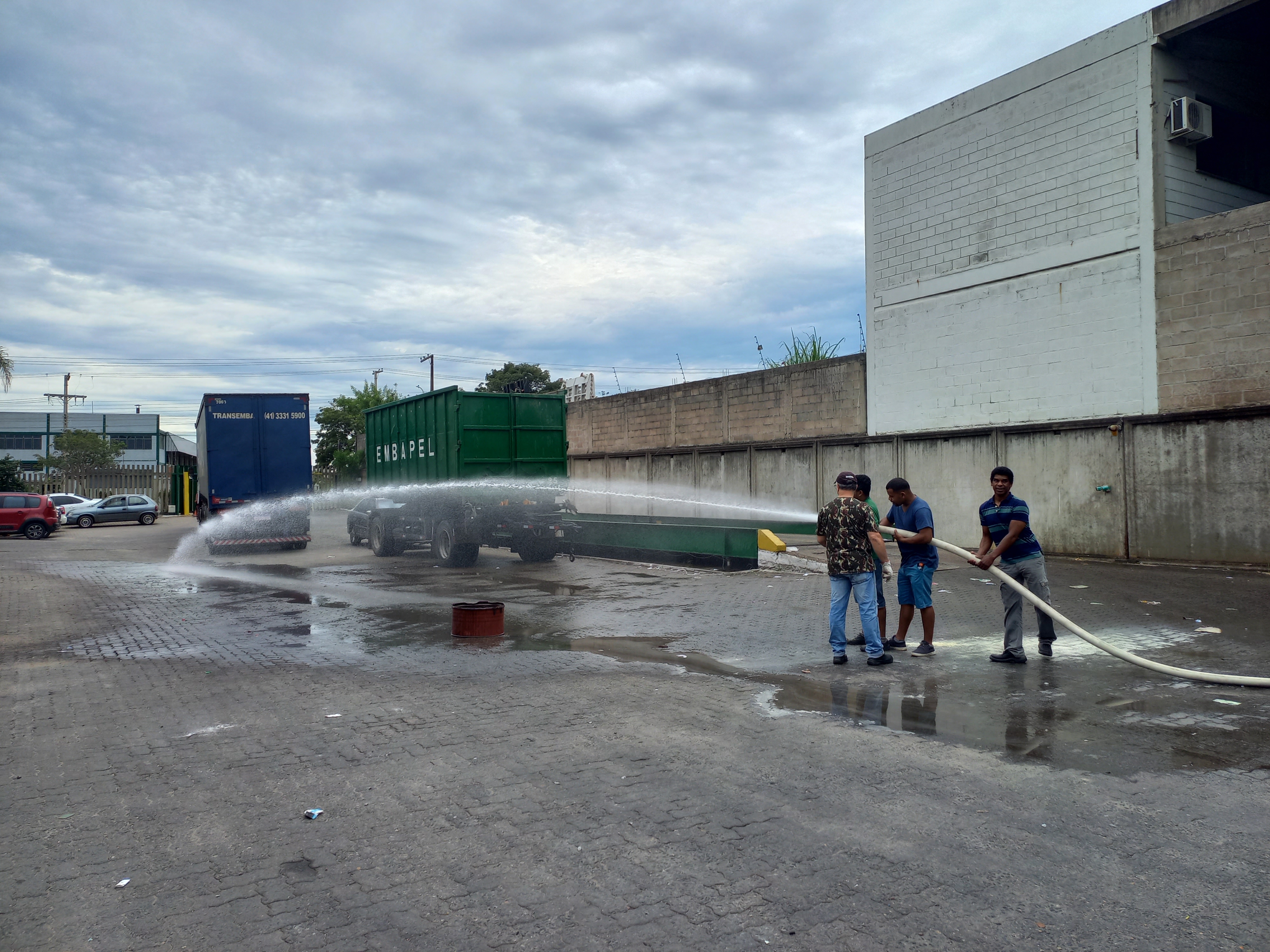Treinamento de Brigada de Incêndio - Combate a Incêndio